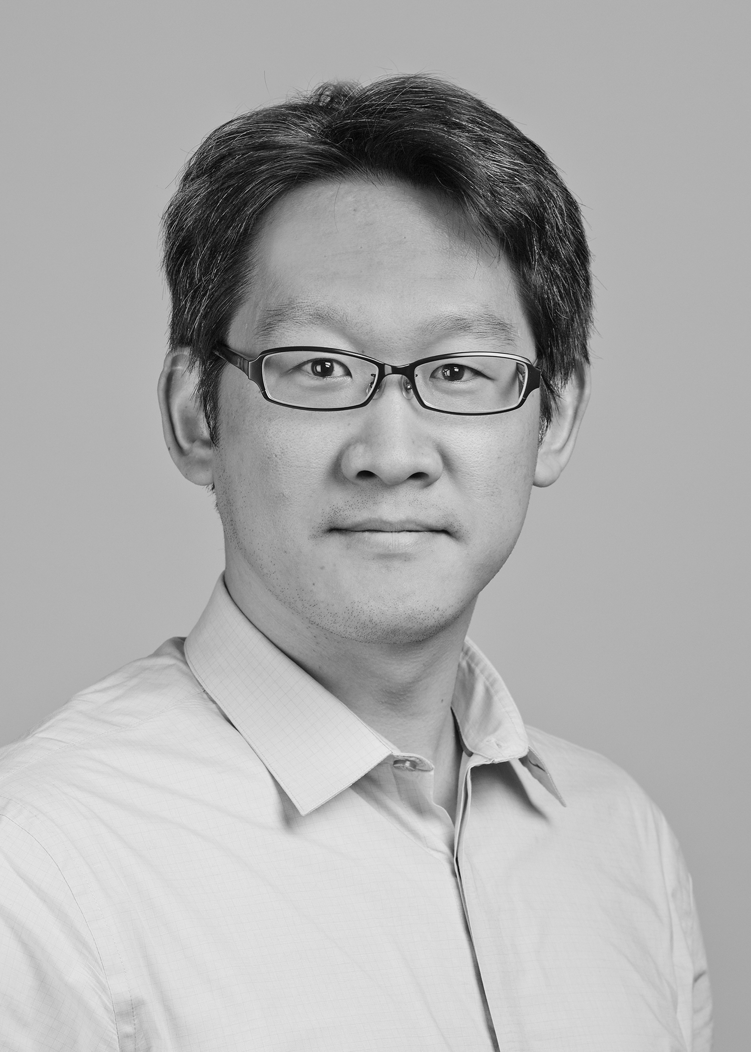 Yoshikazu TOKUOKA