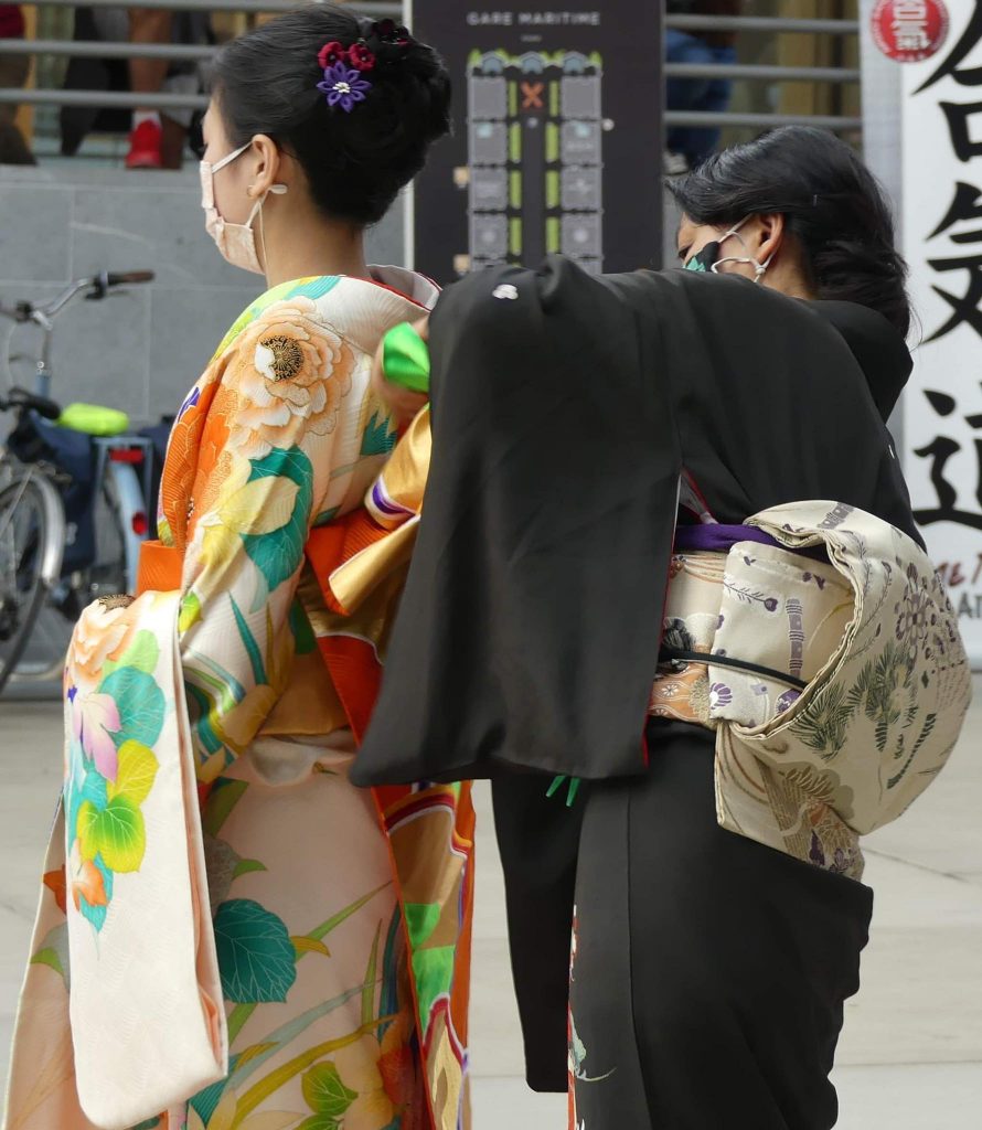 conférence: Going out in Kimono -Brief introduction to Kimono and new trends- Salon Européen du Saké et des boissons japonaises 2022